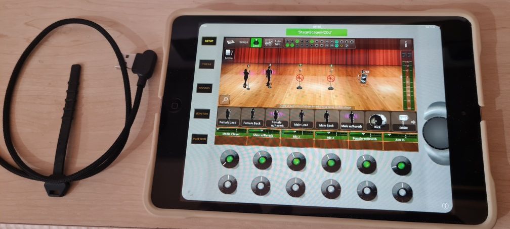 Pachet Mixer digital Line6 Stagescape M20d + Case + Tableta iiPad