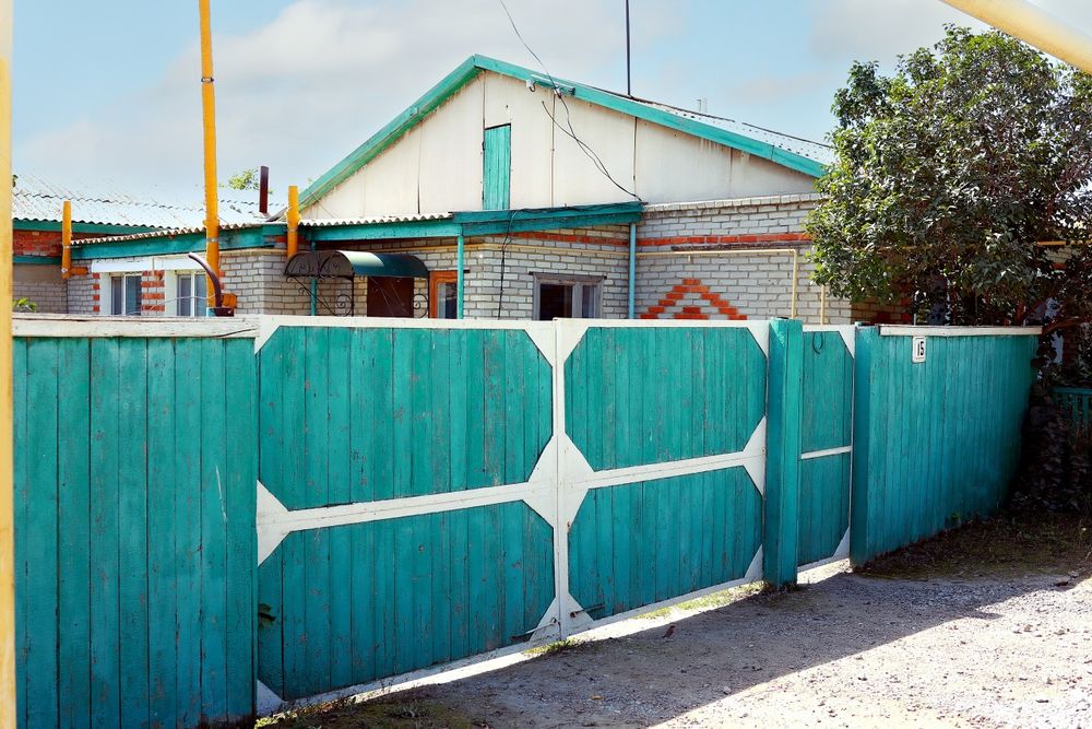 продам дом 4 комнатный