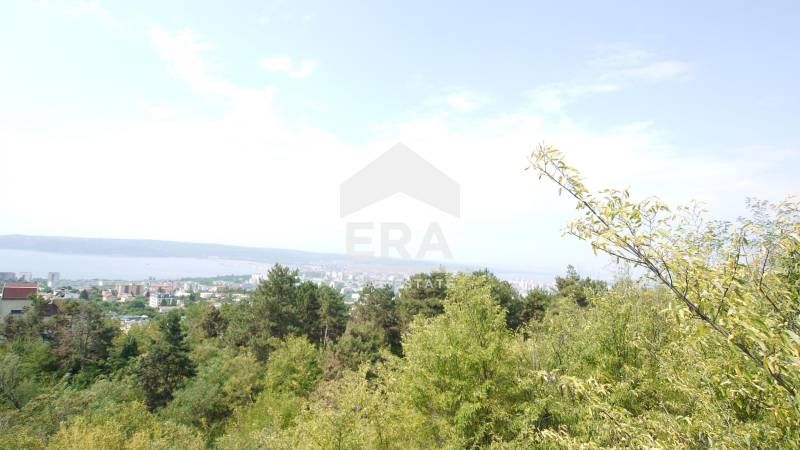 Ексклузивен поземлен имот за продажба, с морска панорама, в местност А