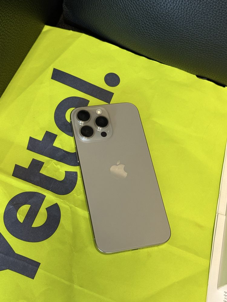 ЧИСТО НОВ 256GB iPhone 16 Pro Max Yettel Гаранция 2028г. Natural