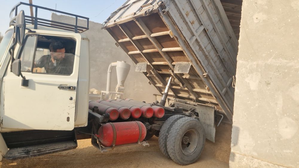 Gaz 3307 sotiladi