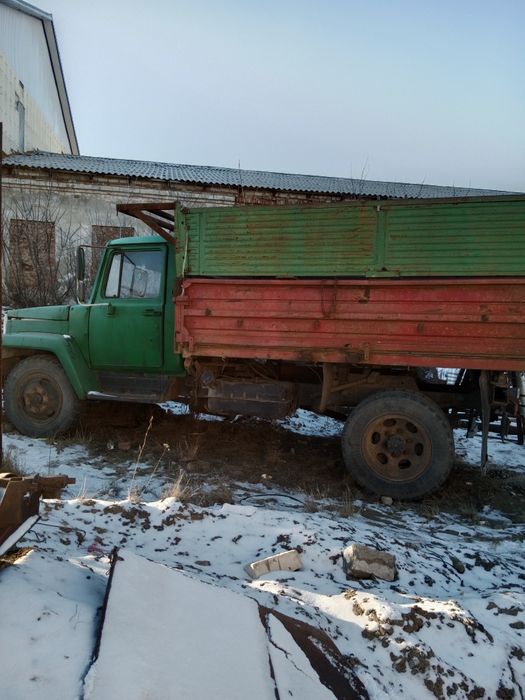 Продам газ 53, не на ходу, КПП трещина