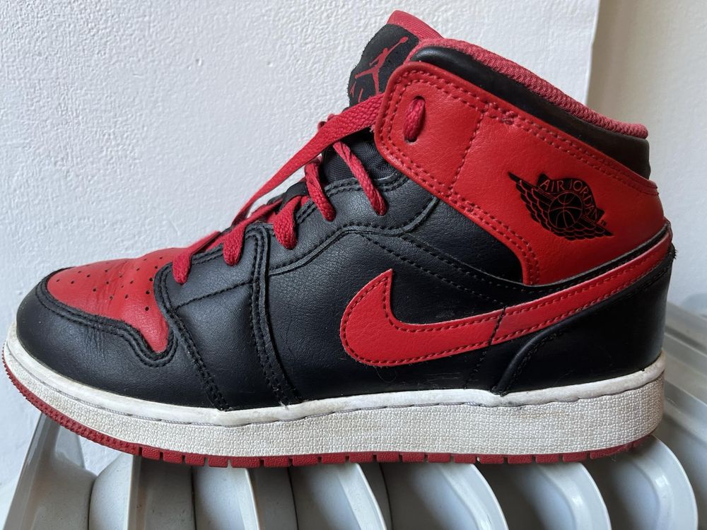 Jordan 1 mid 38,5 размер