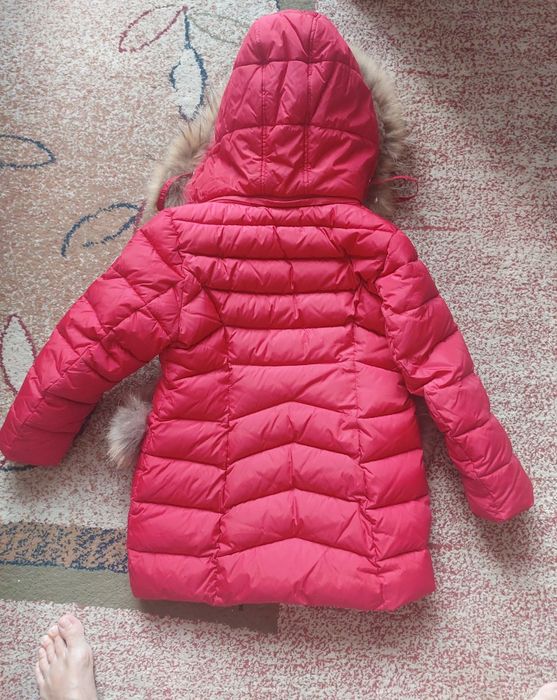 Продам пуховик на девочку