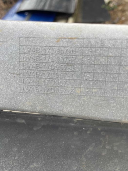 Bara fata Ford Kuga ST-line An 2020 - 2025 cod LV4B-17D957-H