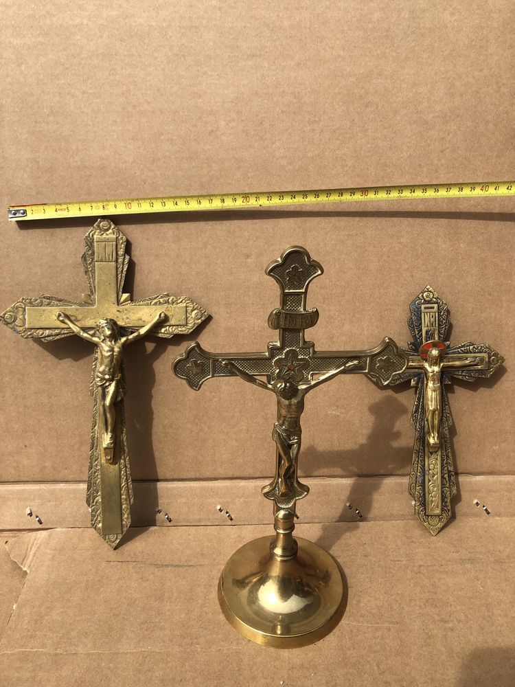 Cruce,crucifix cu Isus rastignit,din bronz masiv