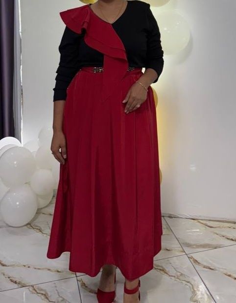 Осы көйлек сатылады