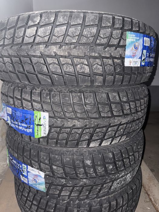 Резина новая, липучка