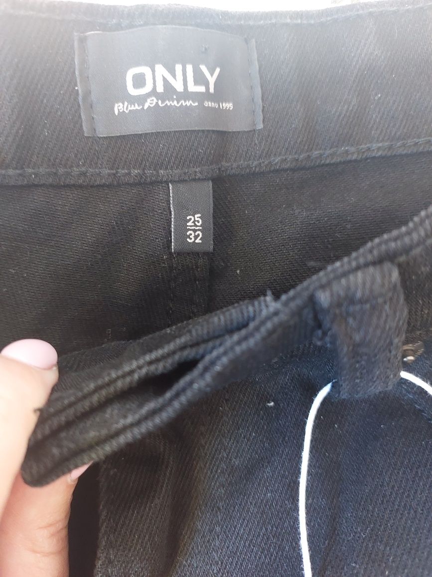 НОВИ дамски дънки на ONLY