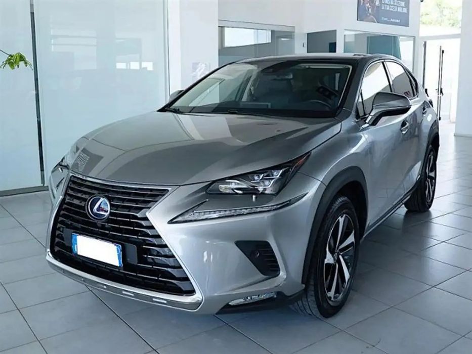 Lexus Seria NX LEXUS NX 300h LU| 4X4 | Hybrid | Garantie 6 ani | Finantare |