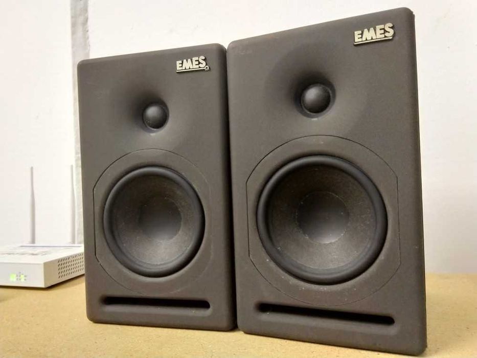 Boxe monitoare high-end EMES Pink tv active XLR