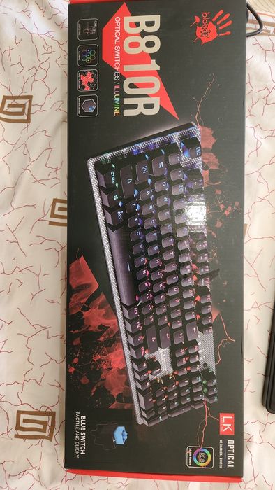 Игровая клавиатура Bloody B810R