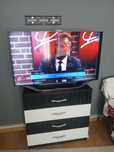 Vând TV smart marca Samsung