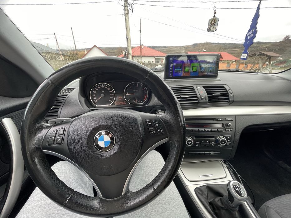 BMW 116d 2011 Euro 5 / DPF / CarPlay / Economic