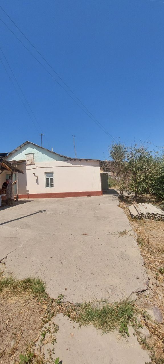 Продается дом в городе Янгиюле.