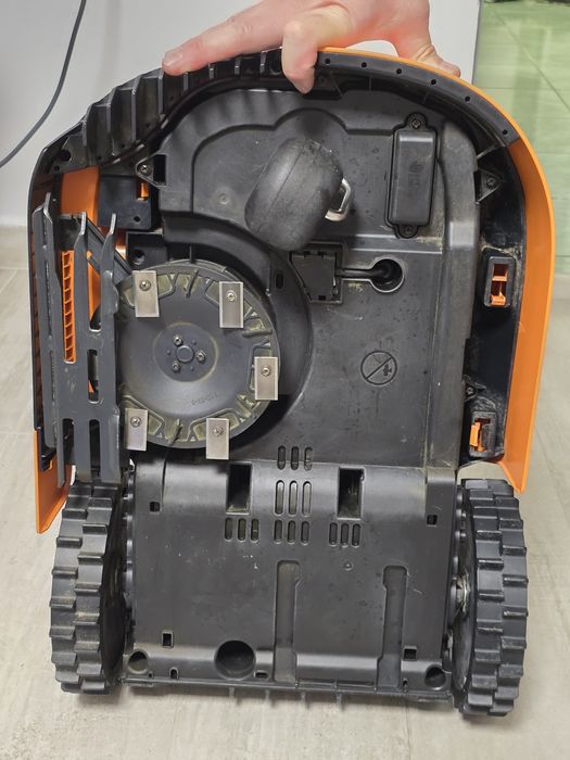 Robot tuns gazon Landroid Worx WR141E