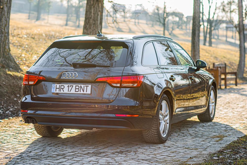 Audi A4 (B9, quattro, automat, panoramic)