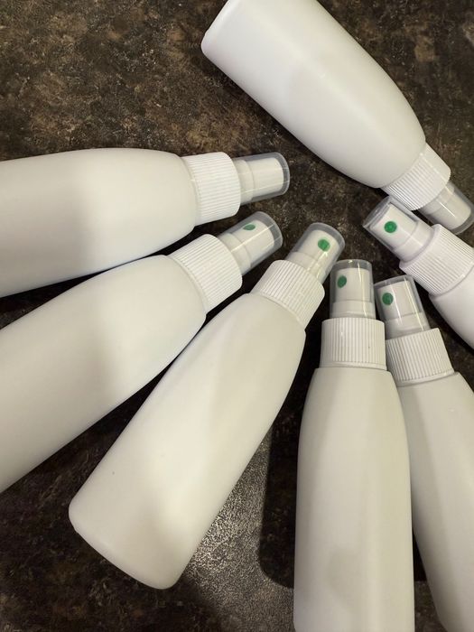 Опаковка  PVC  с  пулверизатор и капачка