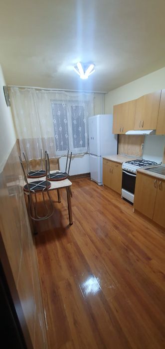 Chirie apartament 2 camere Decebal