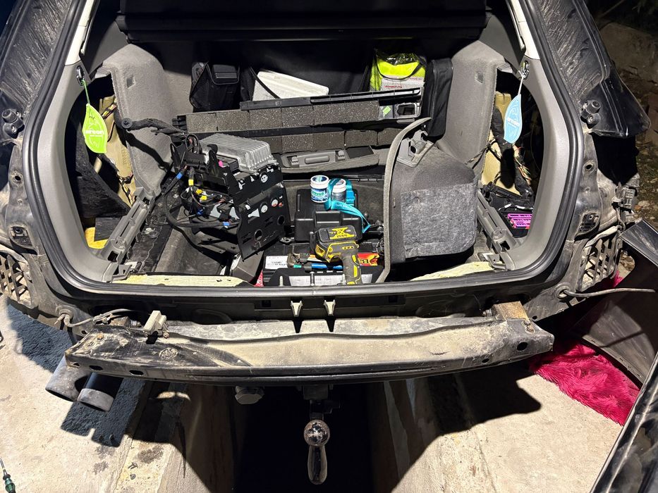 Carlig remorcare Audi A4 B8