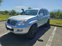Toyota Land Cruiser Overlander, Autoutilitara 4 locuri in carte, 2 seturi cauciucuri NOI