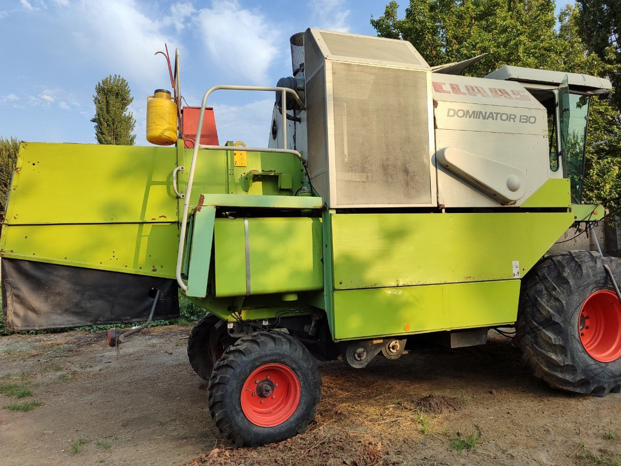 Claas dominator 130