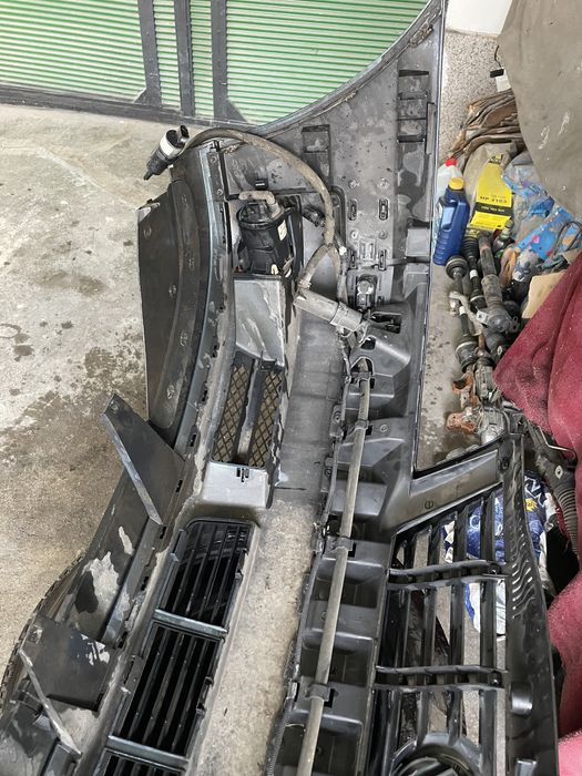 Предна броня за vw шаран оборудван