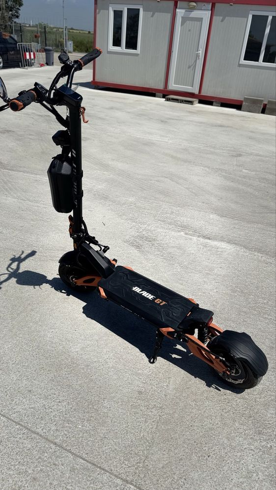 Електрическа тротинетка BLADE GT II 60V/26Ah