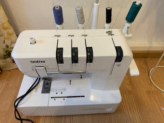 Vand masina de cusut triplock BROTHER TCV3440 NOUA,