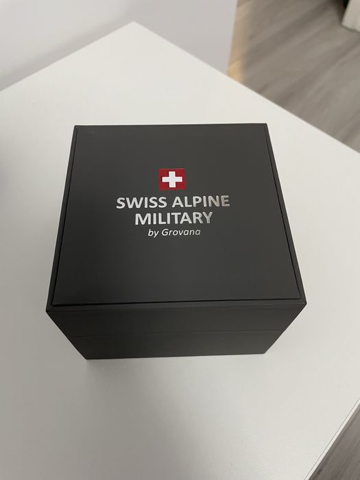 Vând Ceas Swiss Alpine Military by Grovana