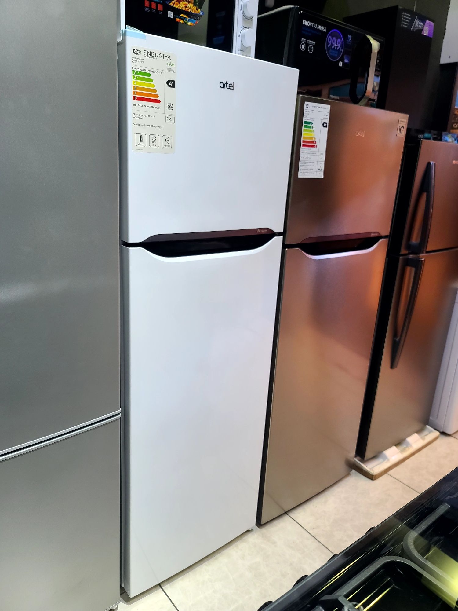 Холодильник Artel HD341 eco frost 1.65 sm
