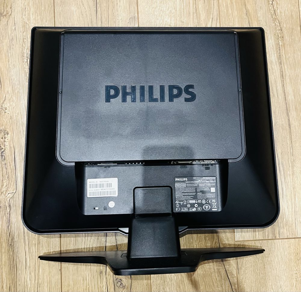 Монитор за компютър Philips 190C