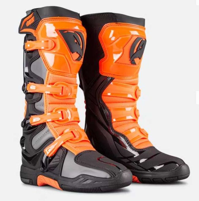 НОВИ ботуши RAVEN - 43 номер