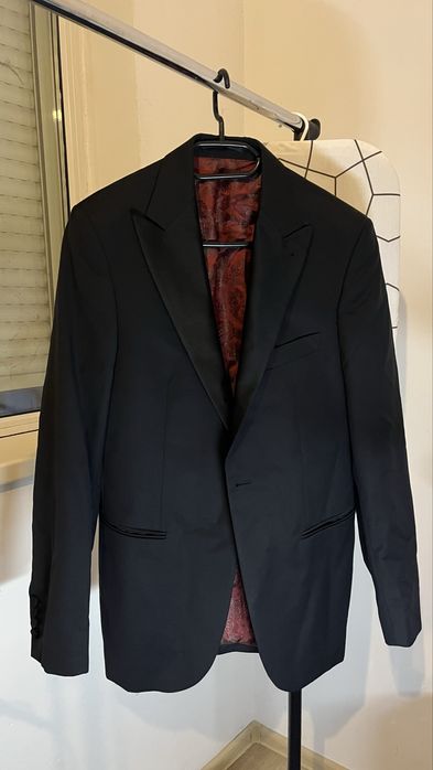 sacou negru elegant Valentino