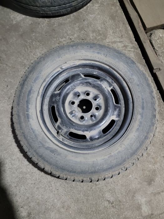 Один железный диск R13 на запаску