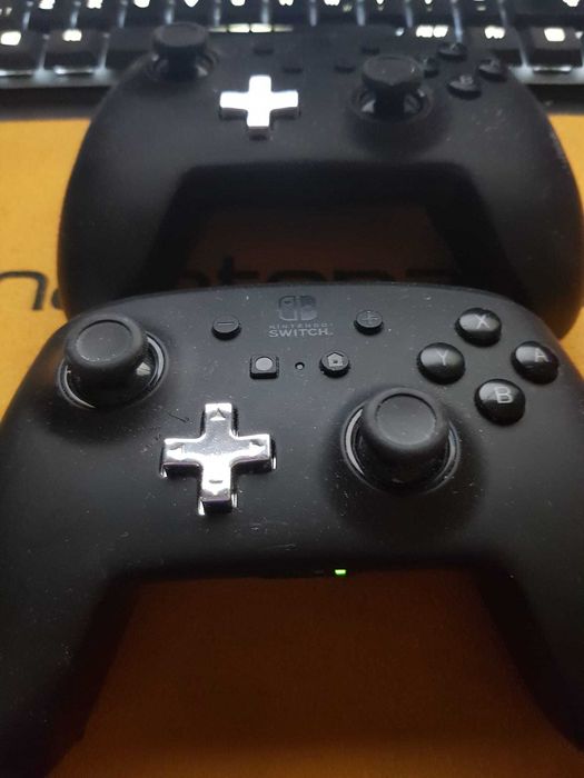 Nintendo Switch set Manete Controler