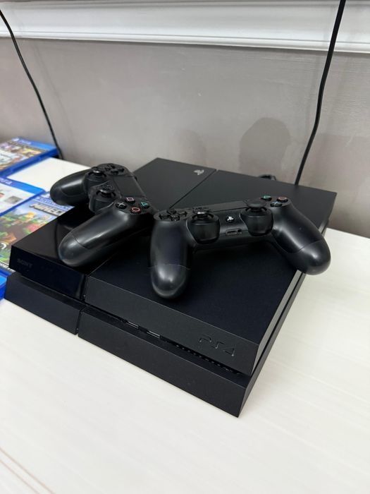 Продам игровую приставку
