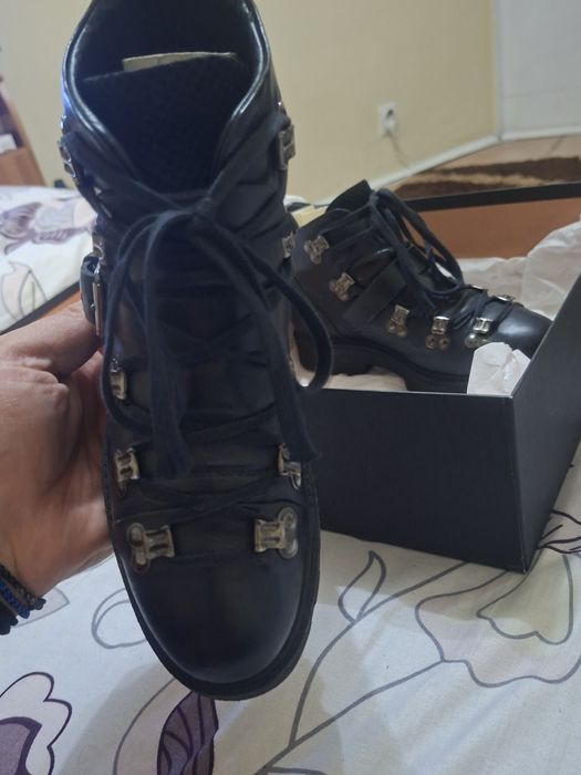 Vand ghete MUSETTE, din piele, nr. 36, in condiții