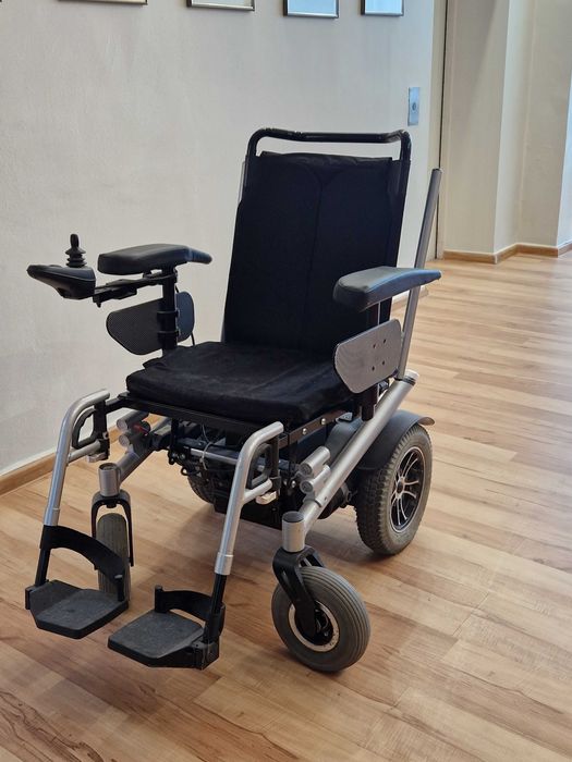 Акумулаторна инвалидна количка MDH - PCBL 1800