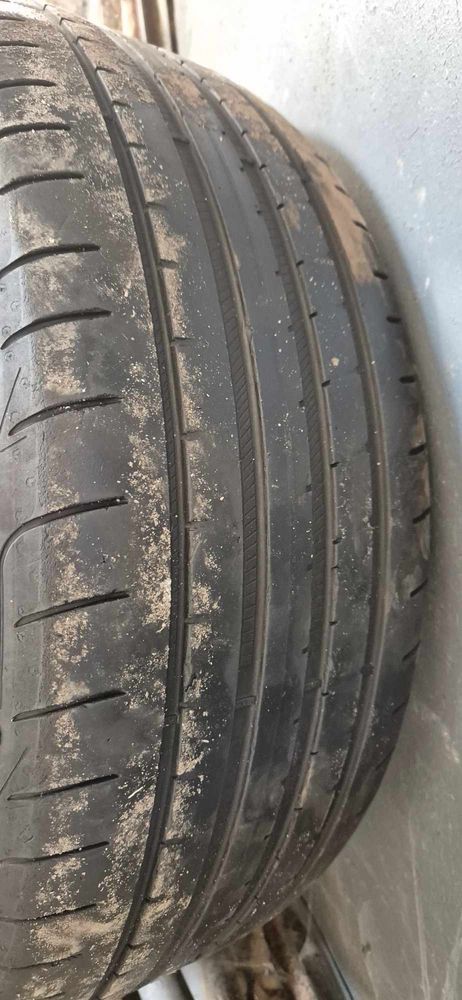 Гуми Good year 235/55 R17