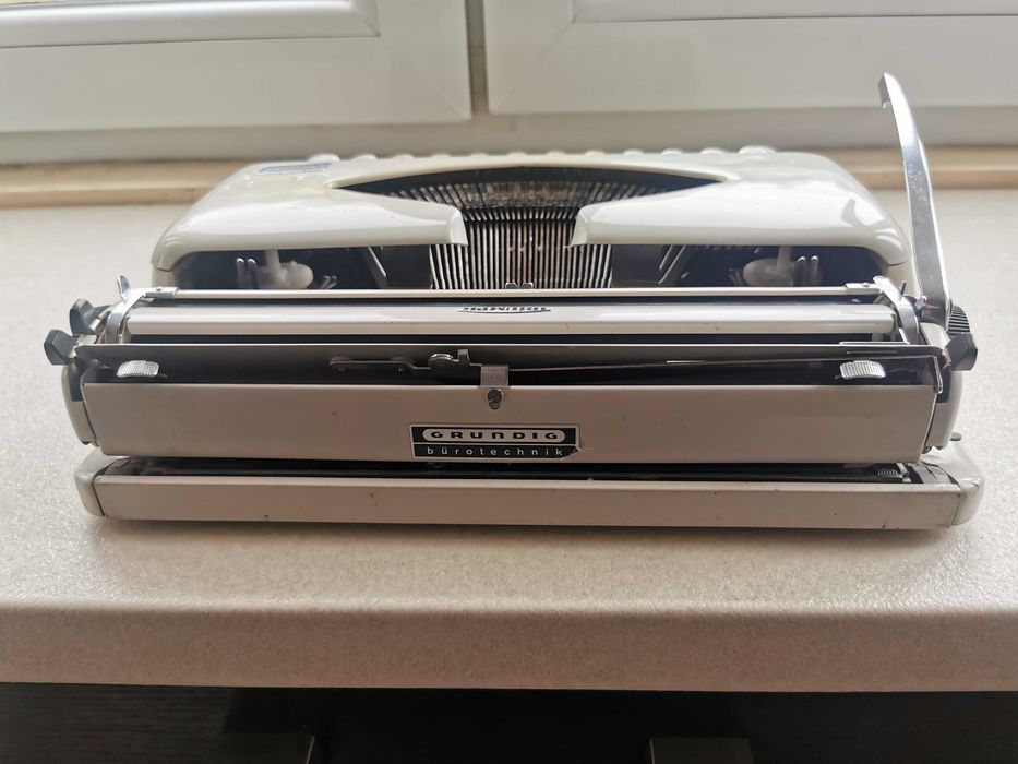 Пишеща машина Triumph Tippa