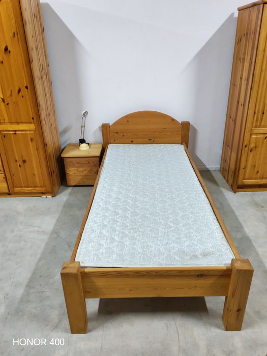 Paturi pt o persona 90x200 - Lemn Masiv - Mobila Germania