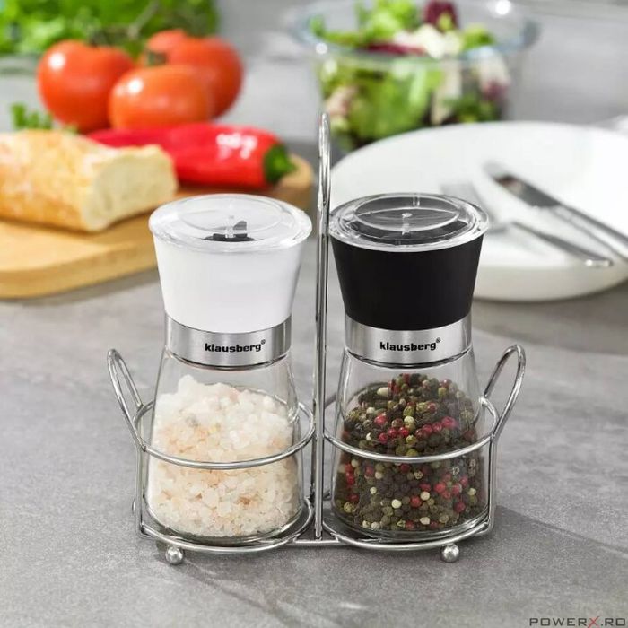 Set 2 rasnite, cu suport, pentru sare si piper, Klausberg