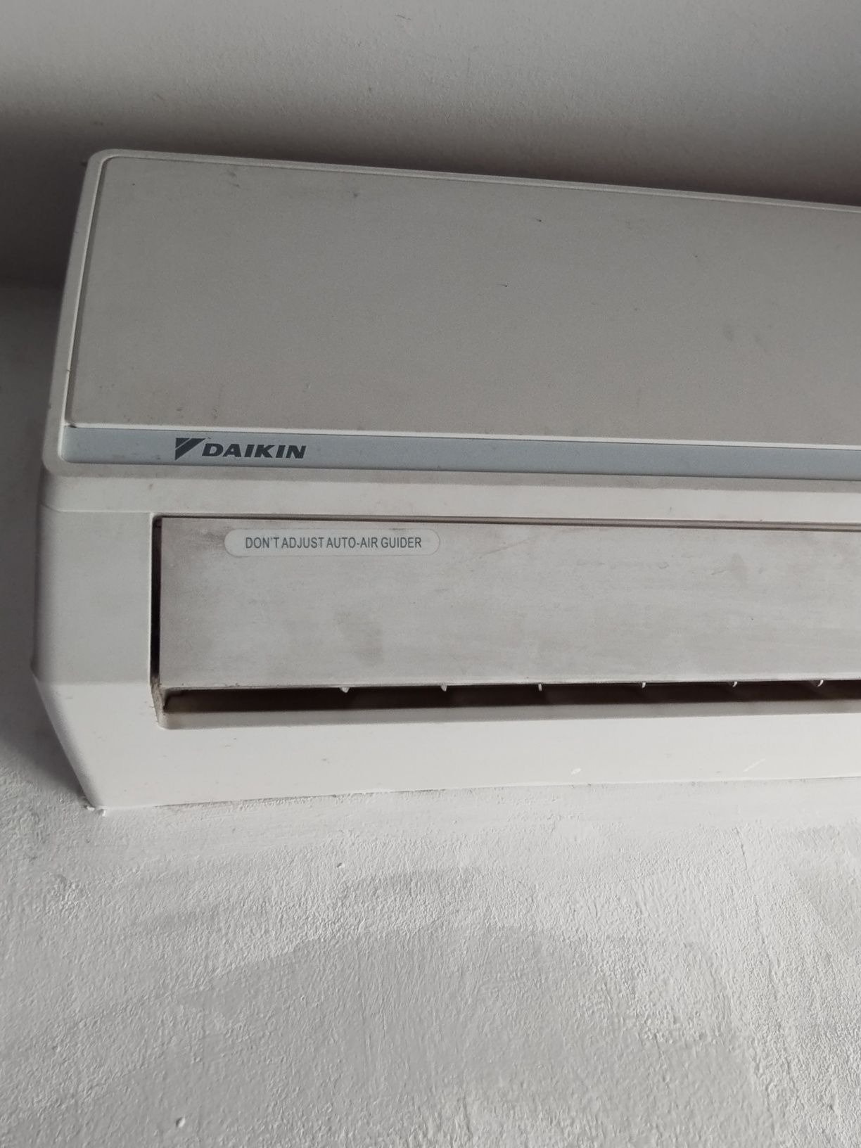 Климатик DAIKIN  invertor