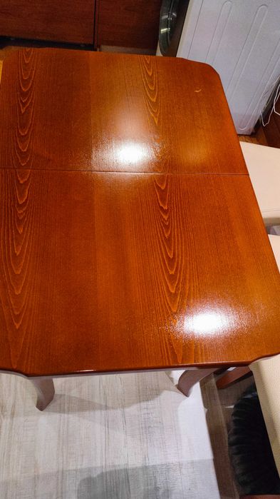 Разтегателна трапезна маса, масив + 6 броя трапезни столове Еко кожа