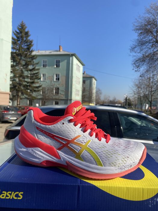Спортни обувки!!!