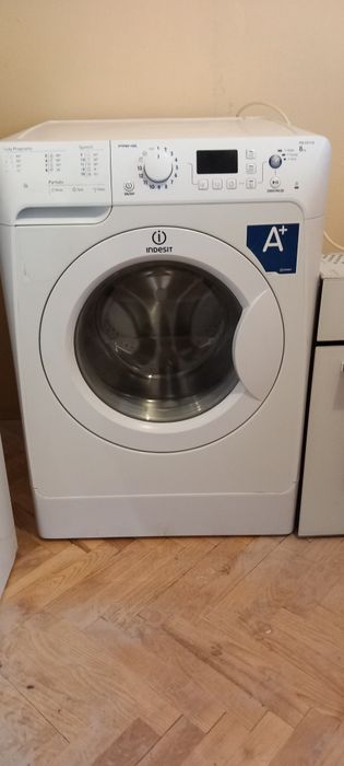 Работеща пералня Indesit