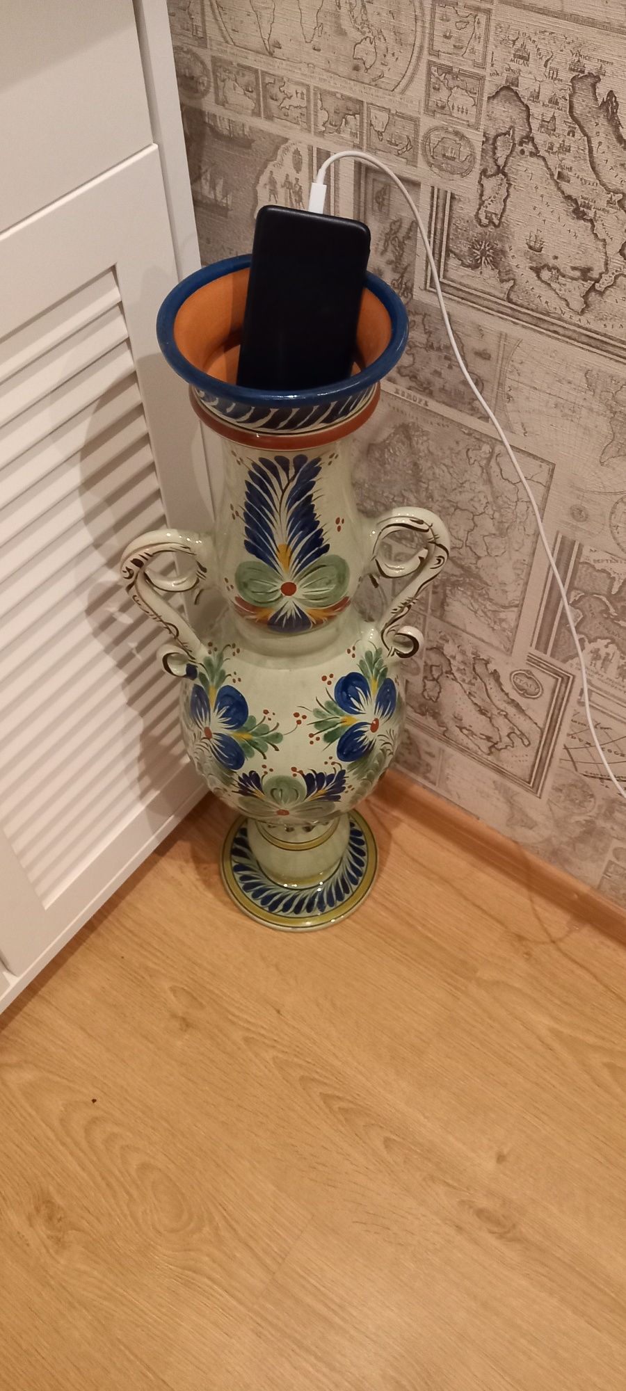 Старинная ваза высота 75 см