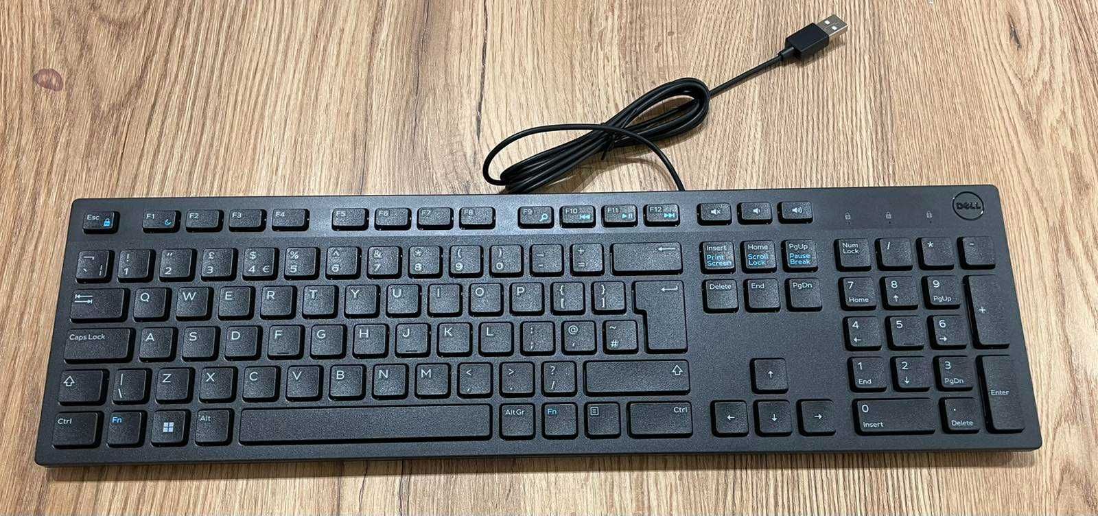 Настолен компютър Desktop PC Dell Precision 3260 Compact i7 12700