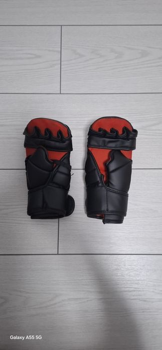 Mănuși MMA aprox. 8oz